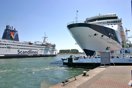 Rostock-Warnemünde Urlaub: Schiffe